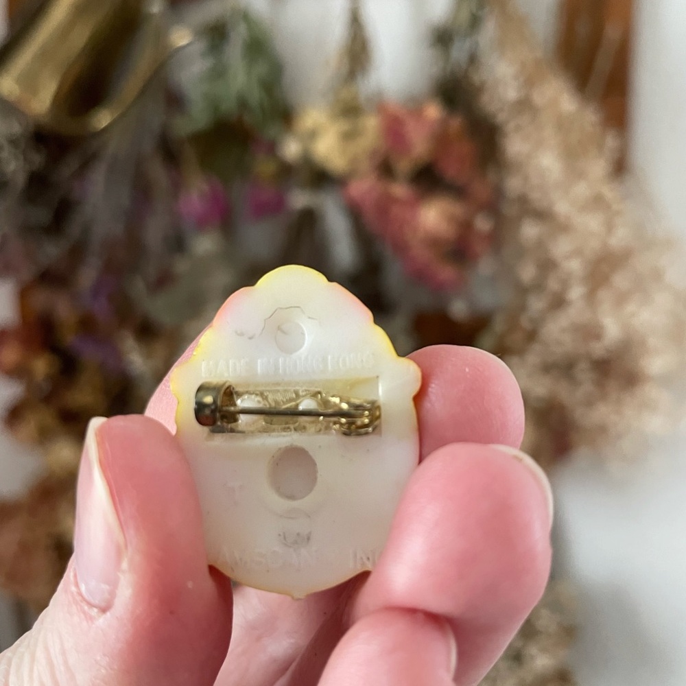 Vintage Plastic Easter Egg Brooch - image 3